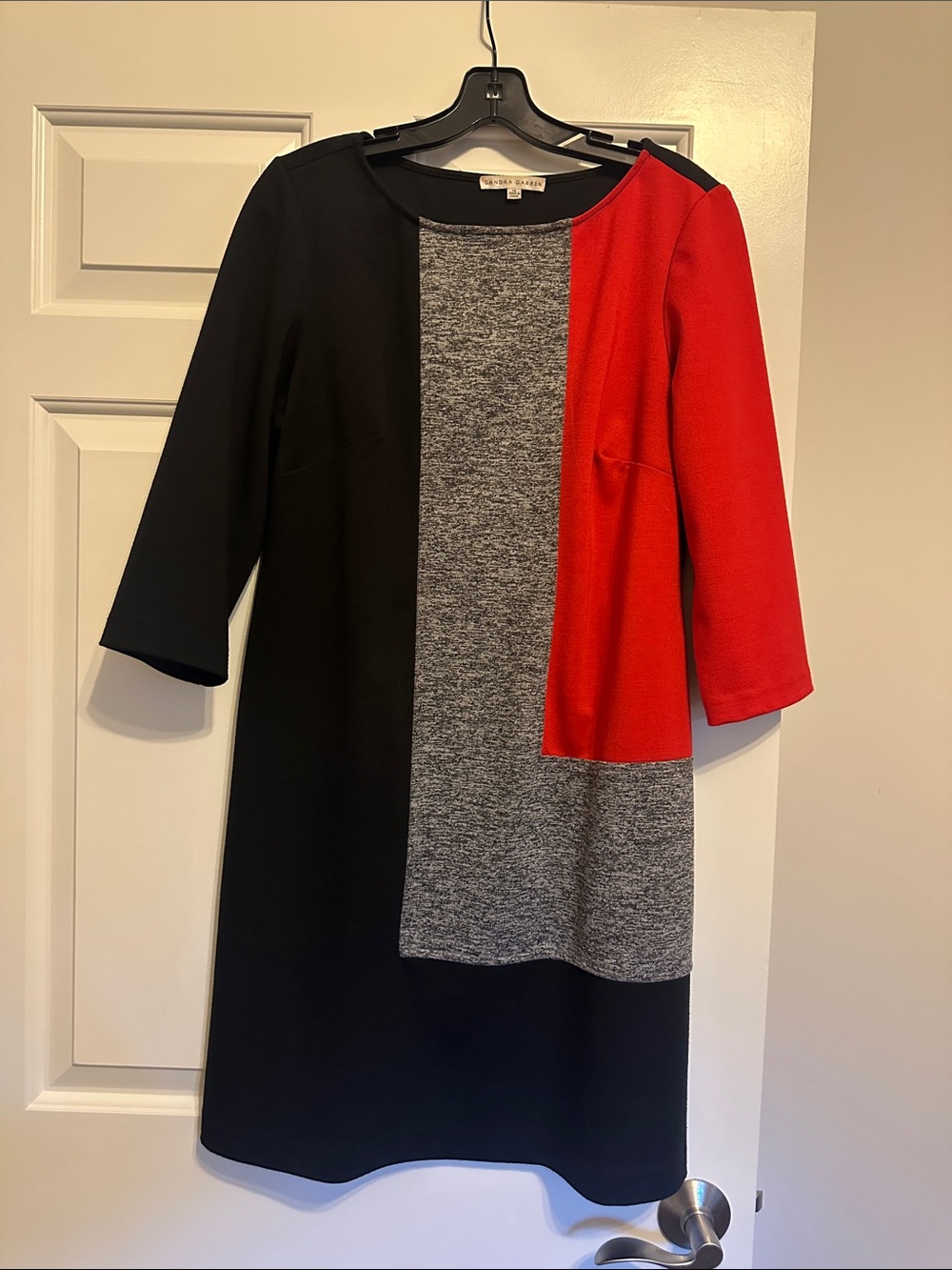 T Tahari Black, Red & Heather Gray Colorblock Midi Dress